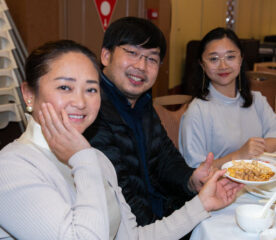 Sunshine Chamber of Commerce and Cambodian Agriculture and Food Research Group Friendship Dinner